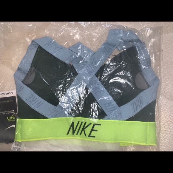 Nike Pro Indy Sports Bra - Picture 3 of 6